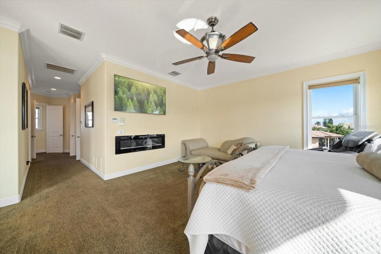 211 Poinciana Lane, Largo, FL 33770 Photo