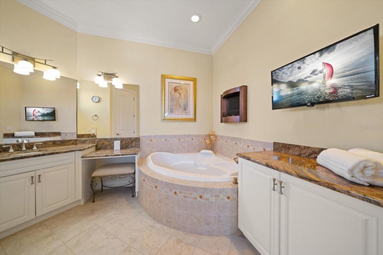 211 Poinciana Lane, Largo, FL 33770 Photo