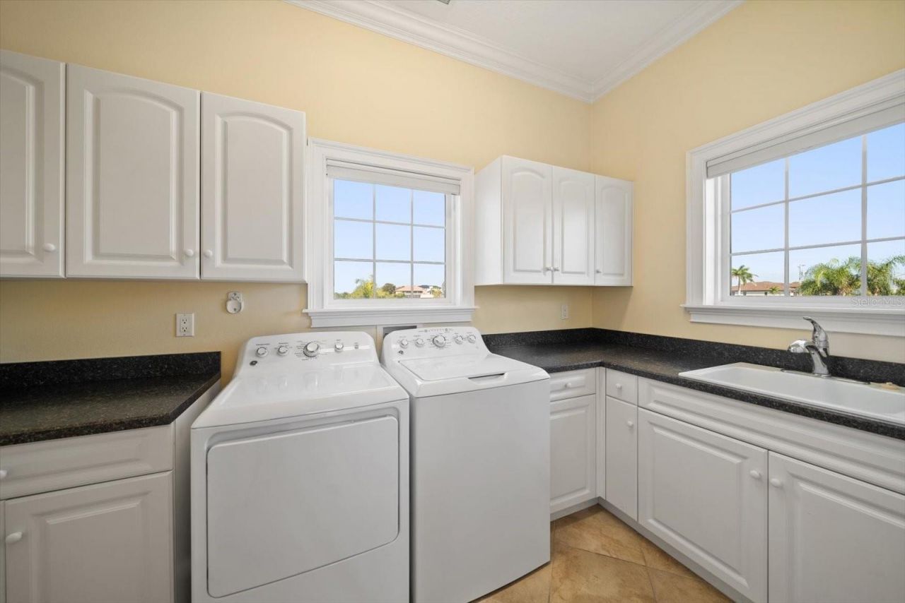 211 Poinciana Lane, Largo, FL 33770 Photo