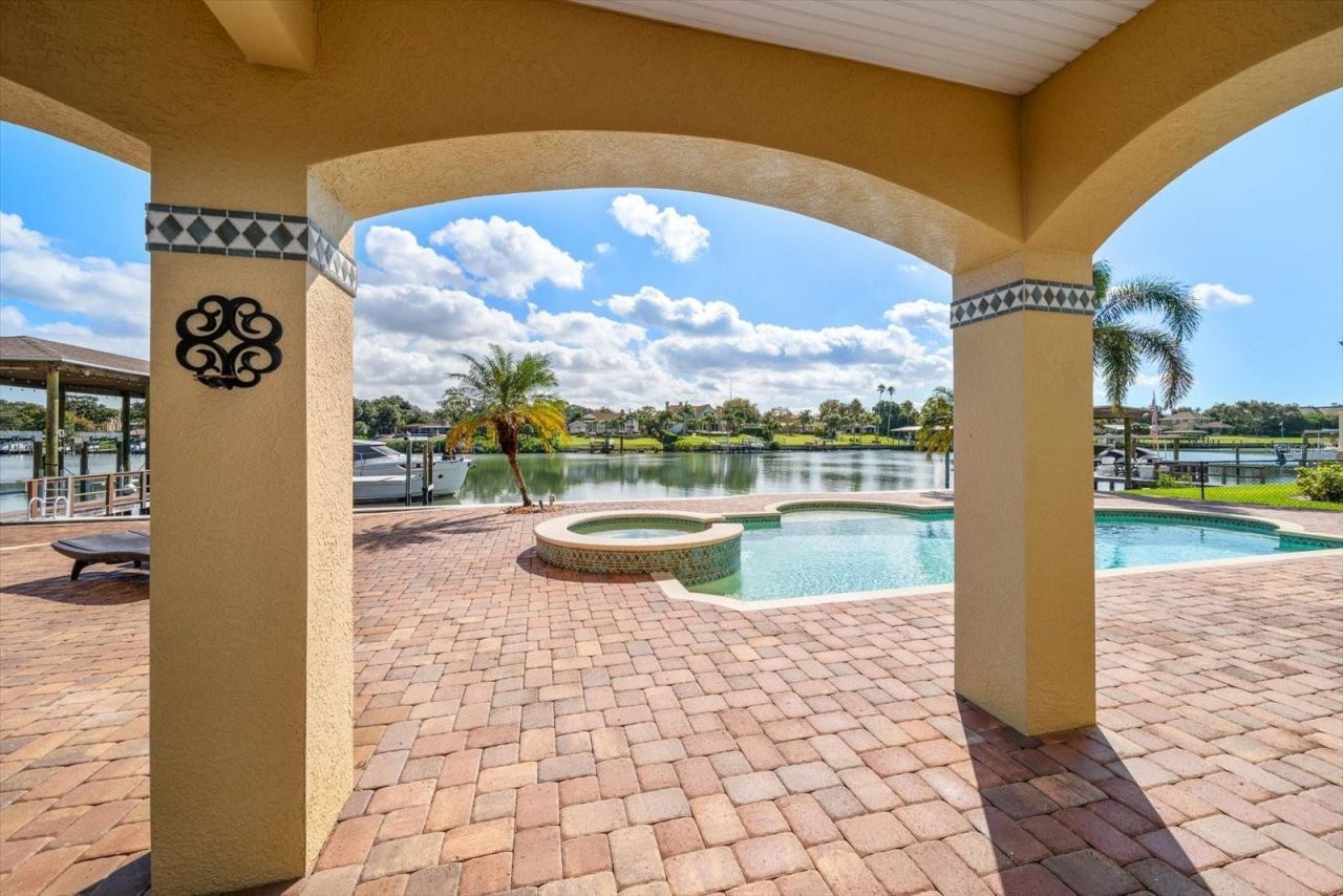 211 Poinciana Lane, Largo, FL 33770 Photo