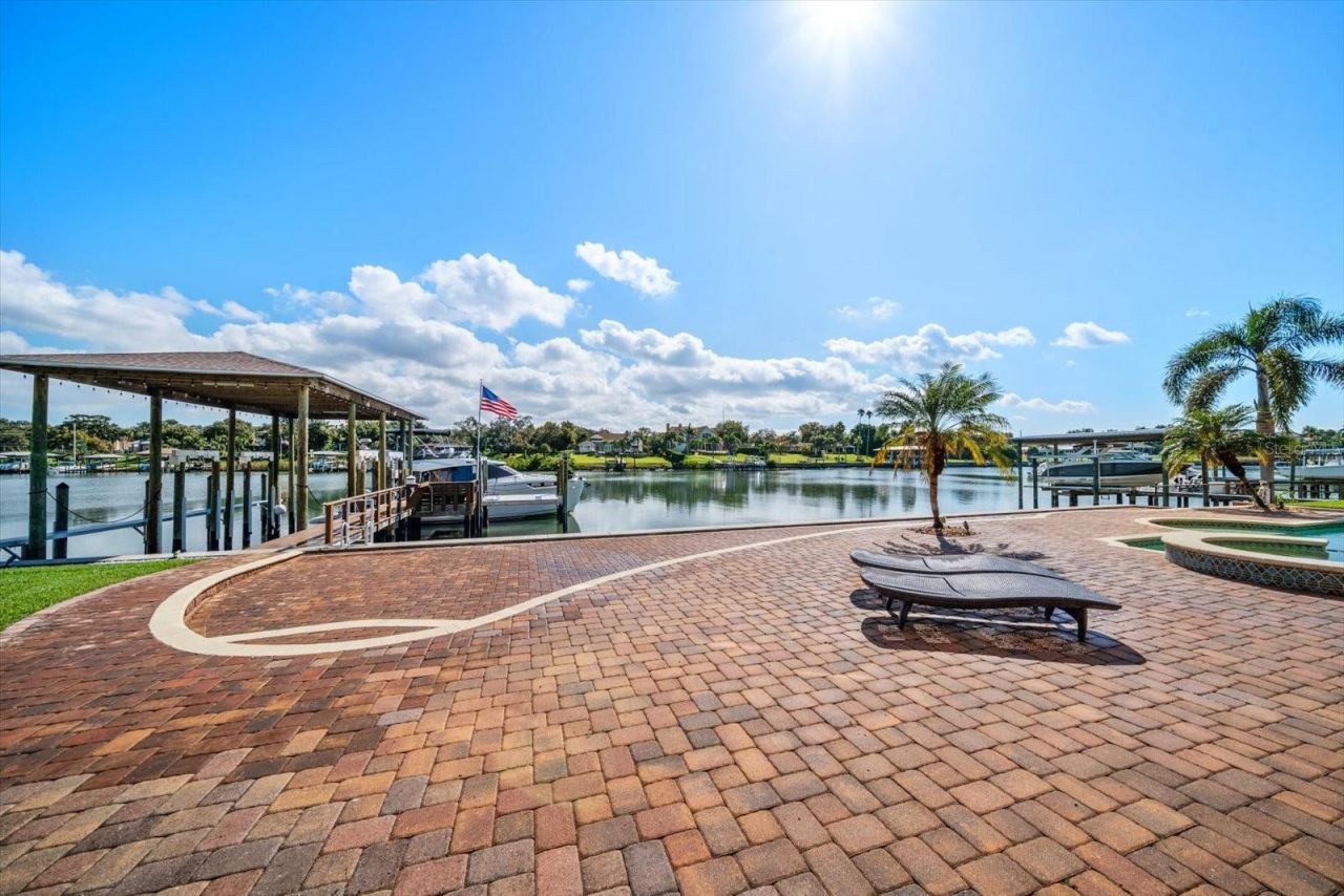 211 Poinciana Lane, Largo, FL 33770 Photo