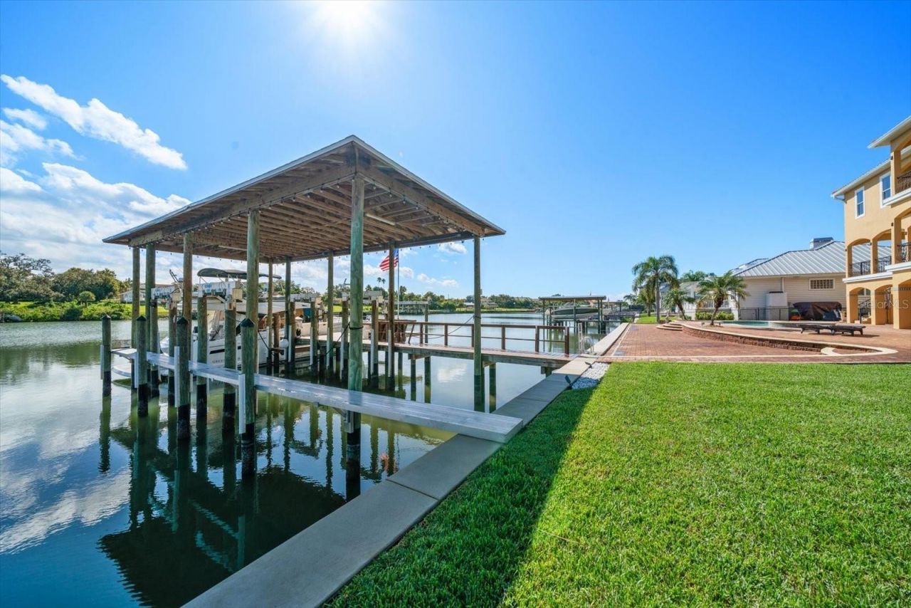 211 Poinciana Lane, Largo, FL 33770 Photo