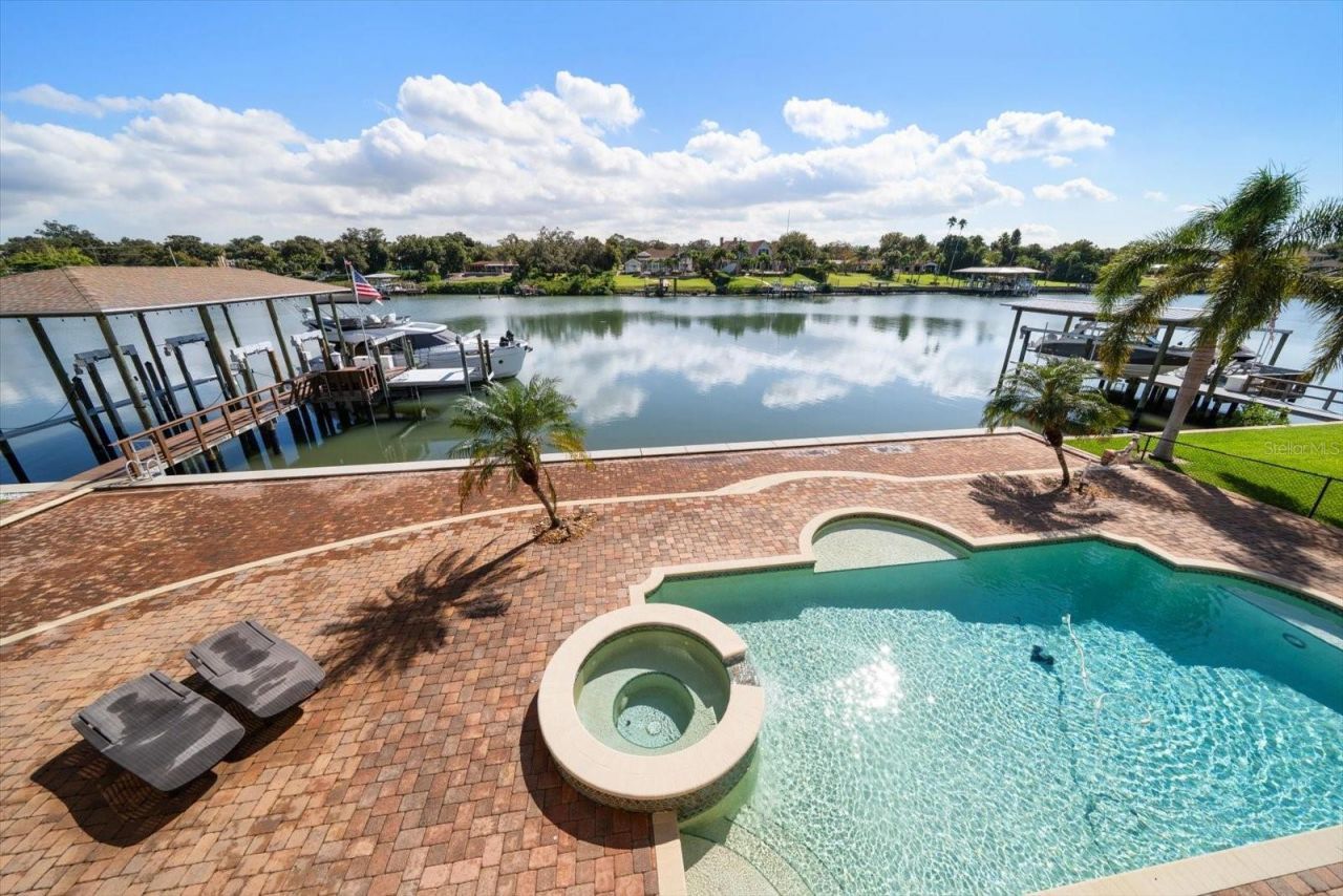 211 Poinciana Lane, Largo, FL 33770 Photo