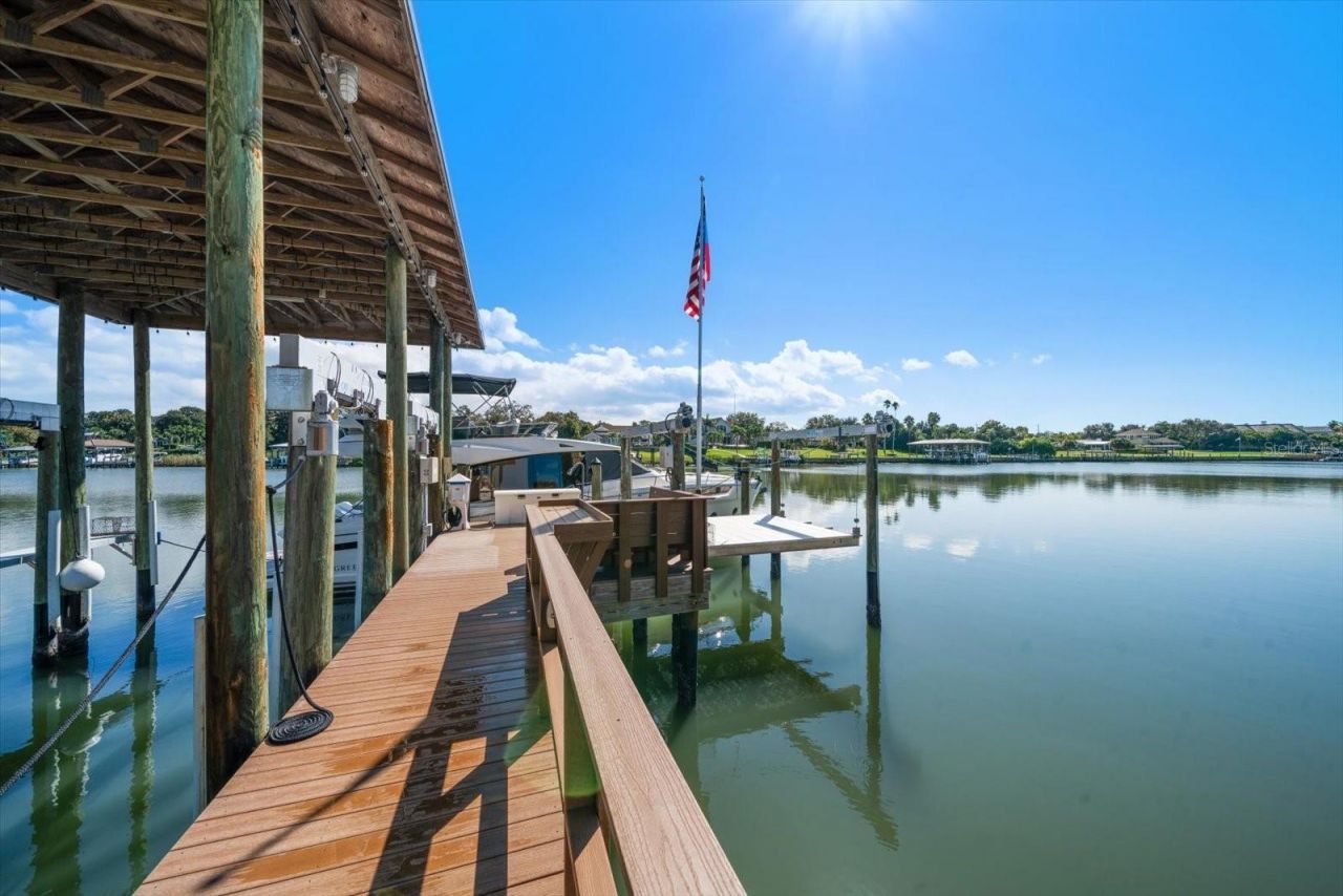 211 Poinciana Lane, Largo, FL 33770 Photo