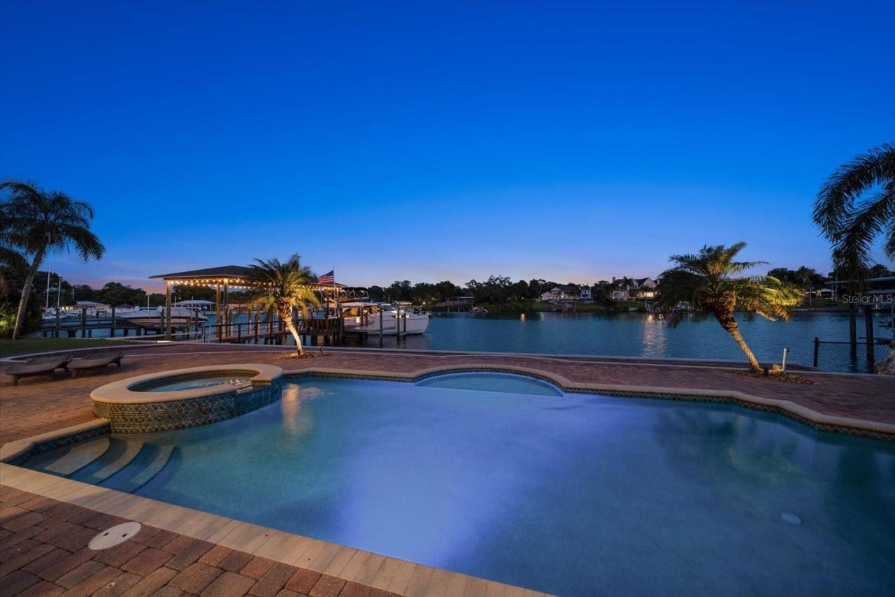 211 Poinciana Lane, Largo, FL 33770 Photo