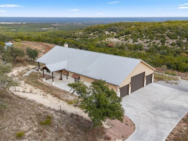 427 S Cedar Mountain DR, Marble Falls, TX 78654