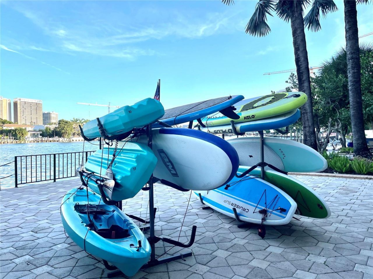 10101 E Bay Harbor Dr, Unit 402, Bay Harbor Islands, FL 33154 Photo