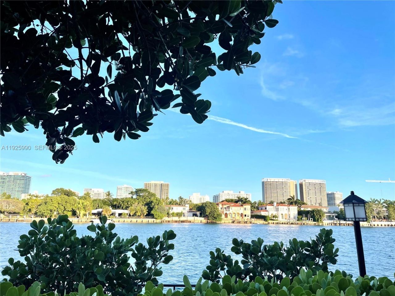 10101 E Bay Harbor Dr, Unit 402, Bay Harbor Islands, FL 33154 Photo