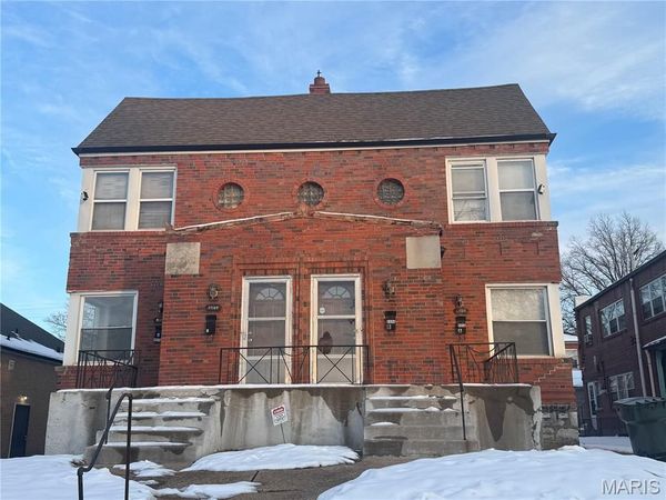 8904 Riverview Boulevard, St Louis, MO 63147