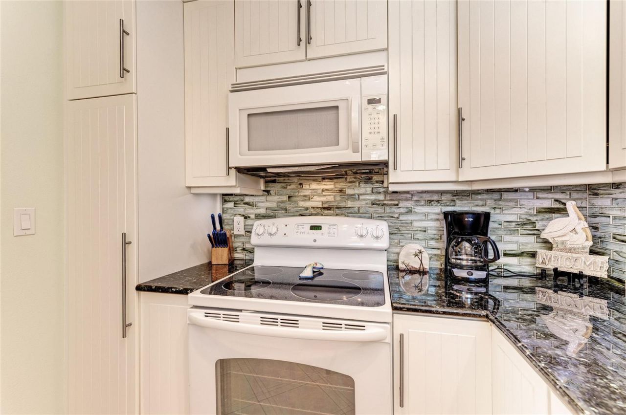 4725 Gulf Of Mexico Drive, Unit 314, Longboat Key, FL 34228 Photo