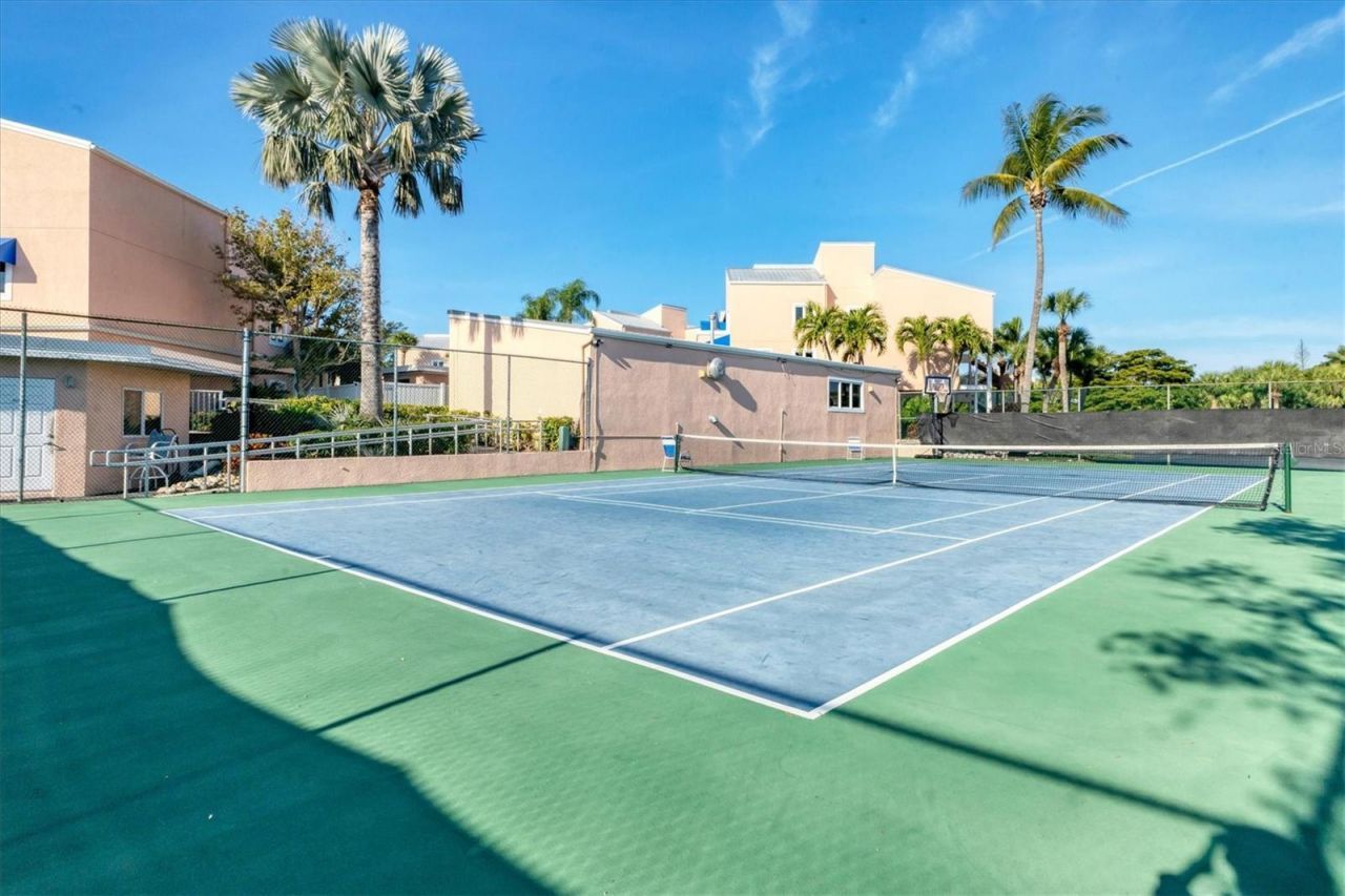 4725 Gulf Of Mexico Drive, Unit 314, Longboat Key, FL 34228 Photo