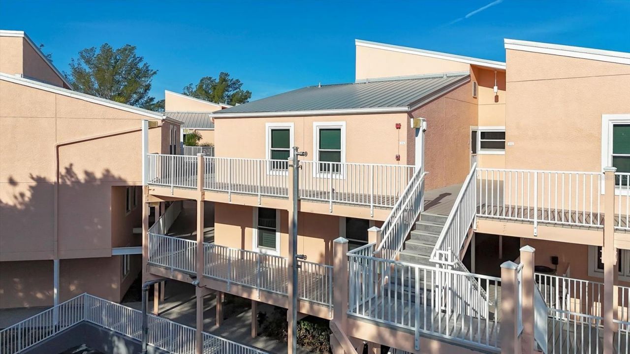 4725 Gulf Of Mexico Drive, Unit 314, Longboat Key, FL 34228 Photo