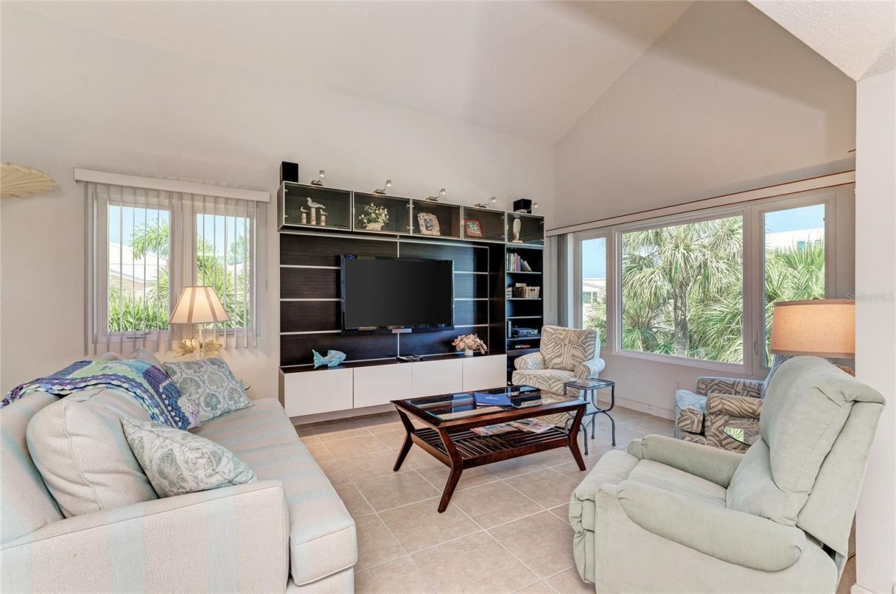 4725 Gulf Of Mexico Drive, Unit 314, Longboat Key, FL 34228 Photo