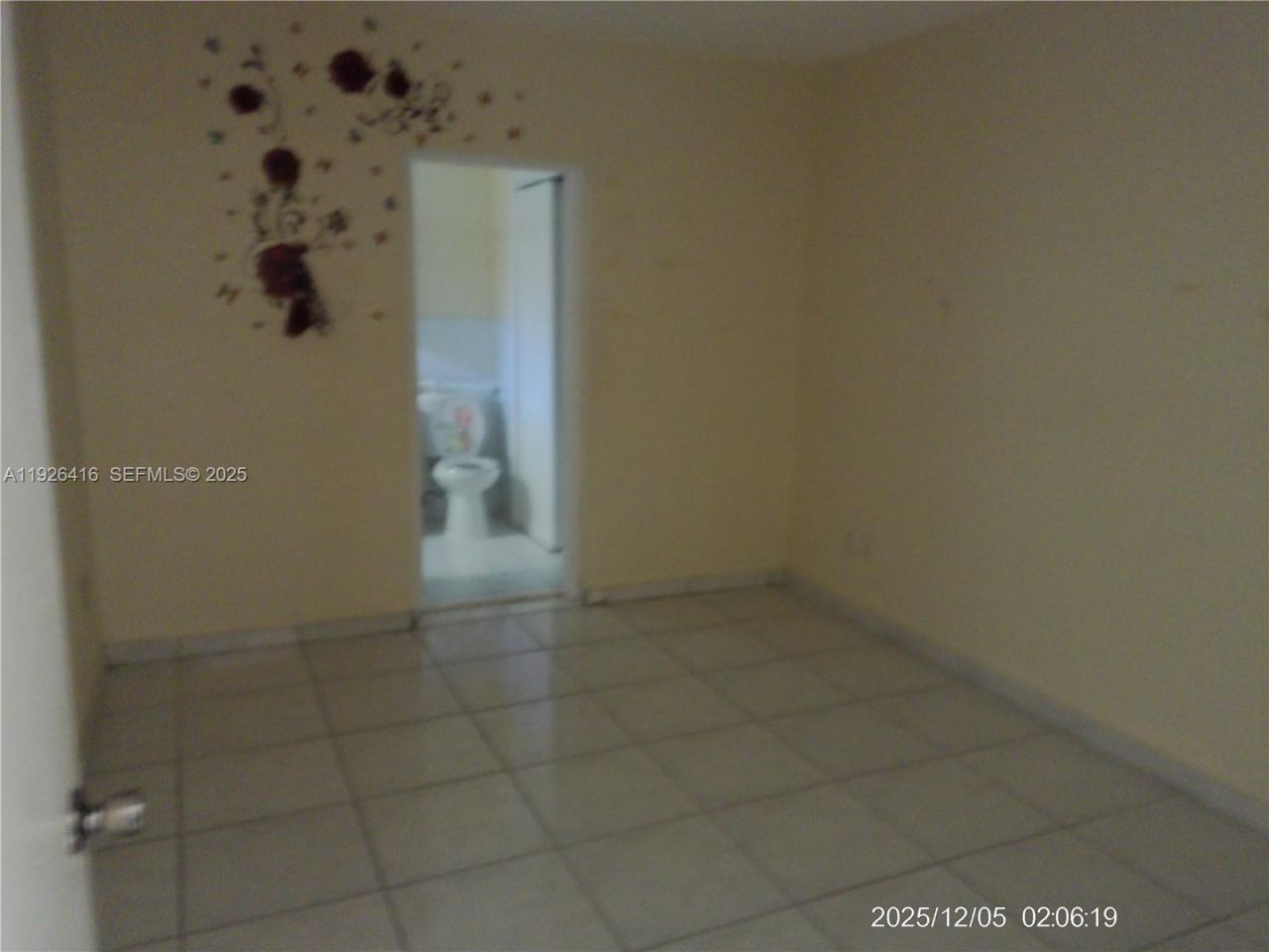 421 NW 32nd Ct, Miami, FL 33125 Photo