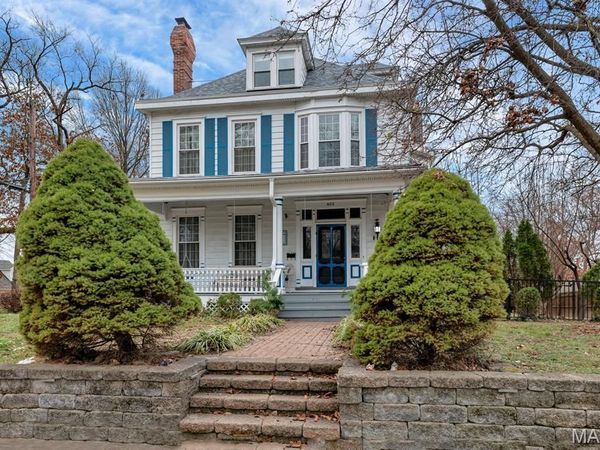 422 Adams Street, Ferguson, MO 63135