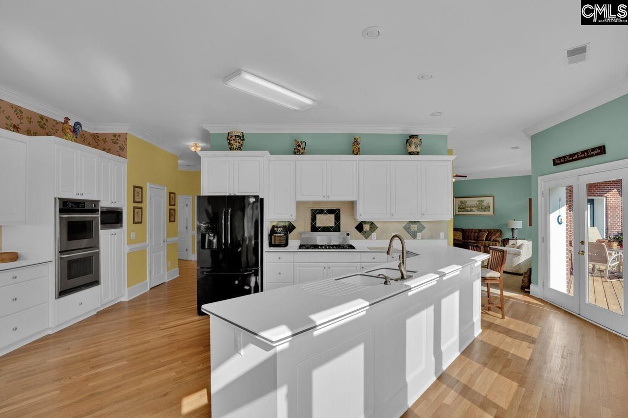 140 Leonard Drive  Photo 14