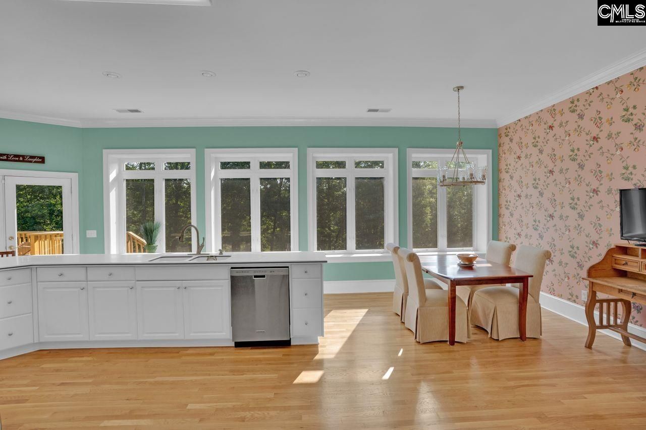 140 Leonard Drive  Photo 16