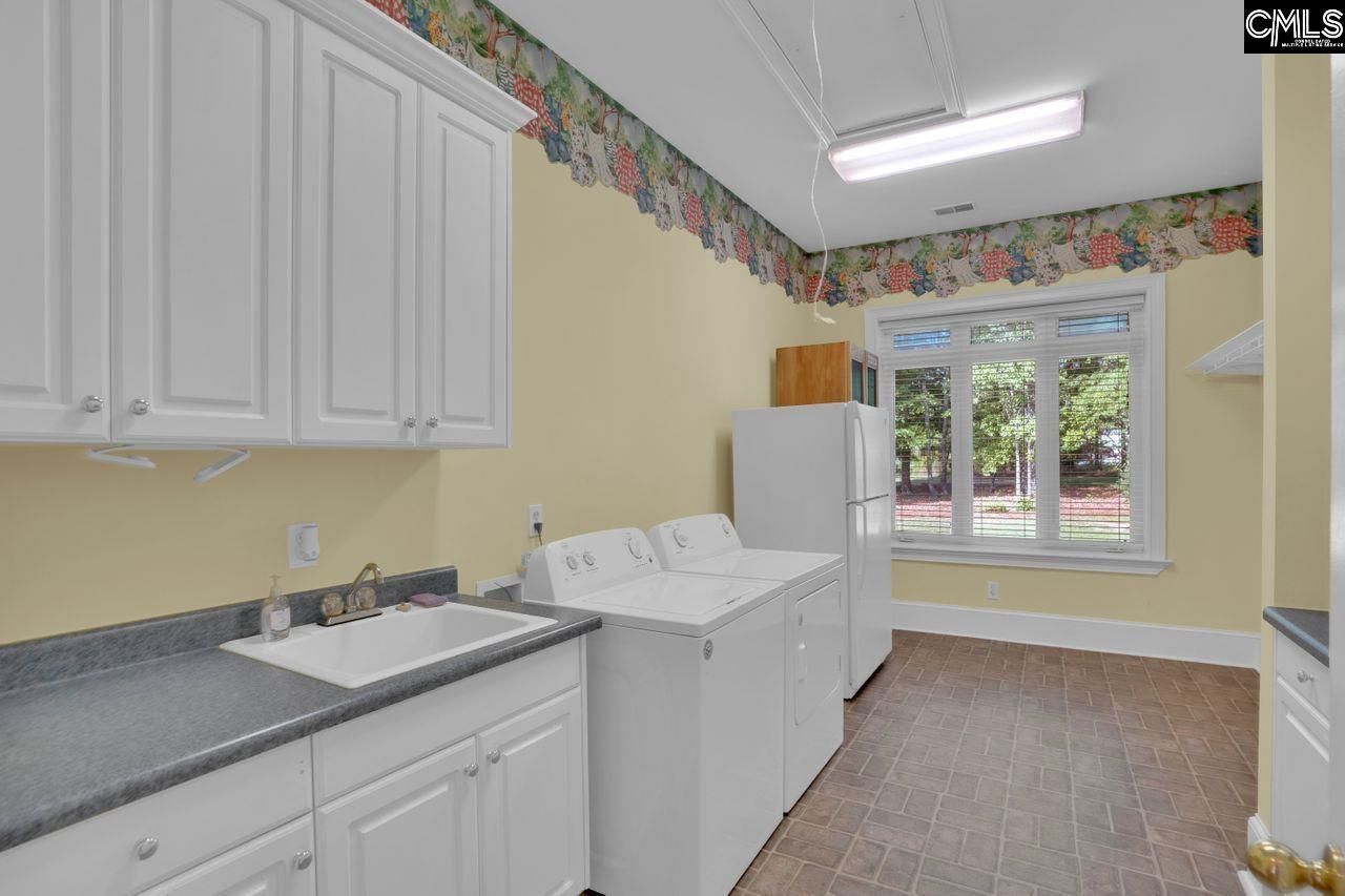 140 Leonard Drive  Photo 19