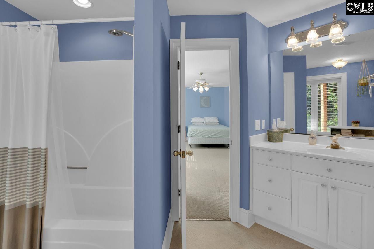 140 Leonard Drive  Photo 33