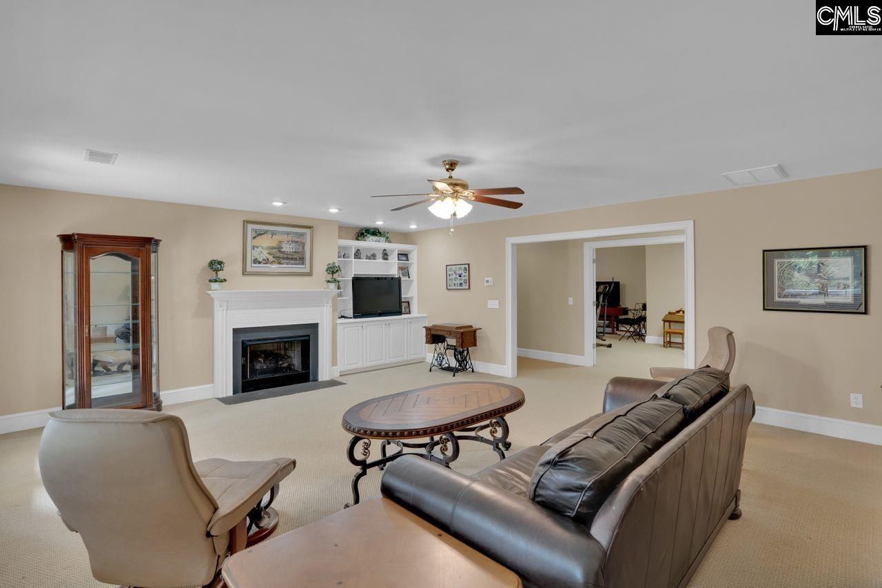 140 Leonard Drive  Photo 36