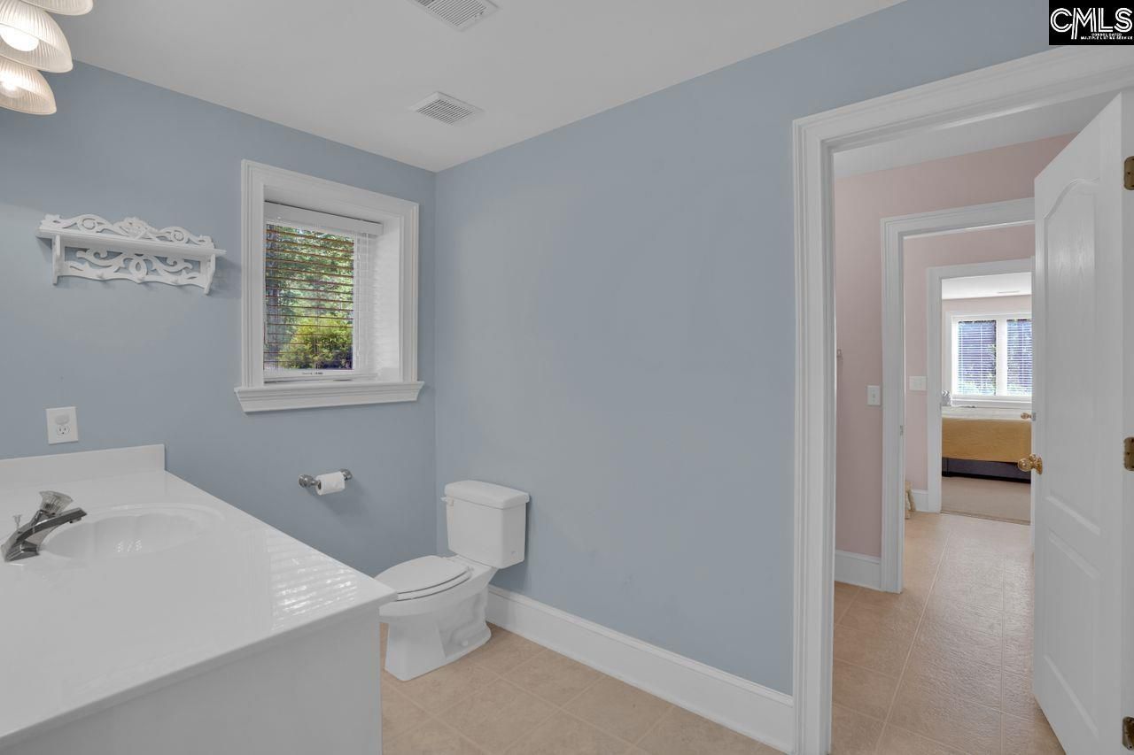 140 Leonard Drive  Photo 40