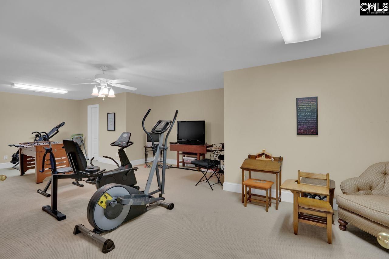 140 Leonard Drive  Photo 43