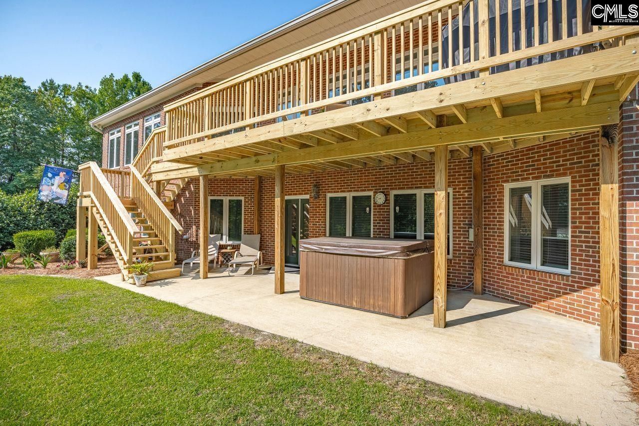 140 Leonard Drive  Photo 47