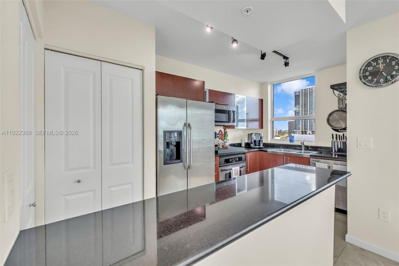 610 W Las Olas Blvd, Unit 1618N, Fort Lauderdale, FL 33312 Photo