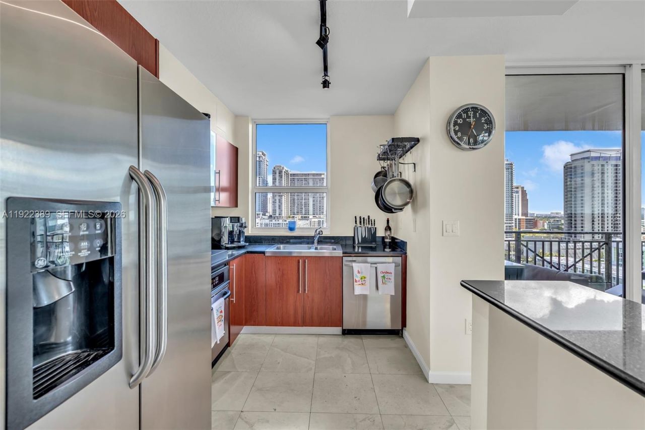 610 W Las Olas Blvd, Unit 1618N, Fort Lauderdale, FL 33312 Photo