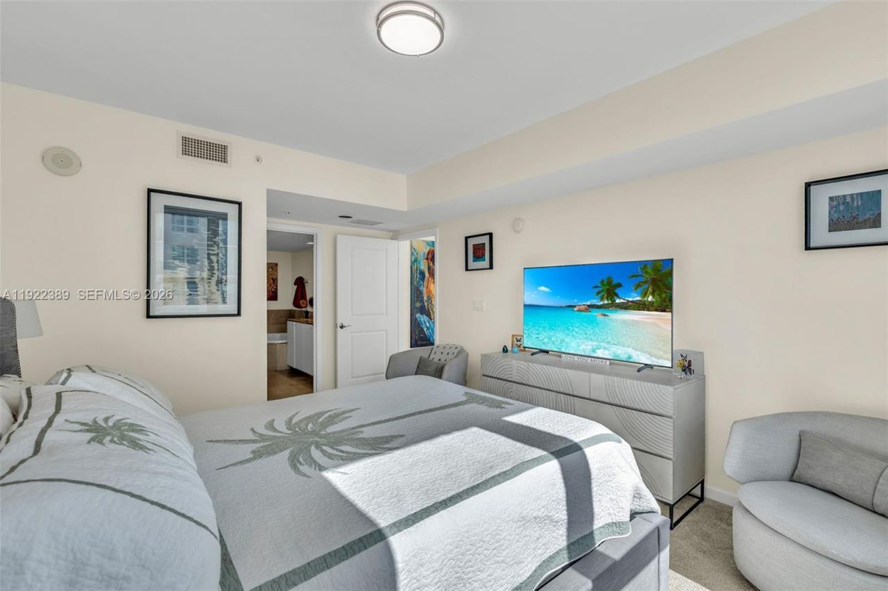 610 W Las Olas Blvd, Unit 1618N, Fort Lauderdale, FL 33312 Photo