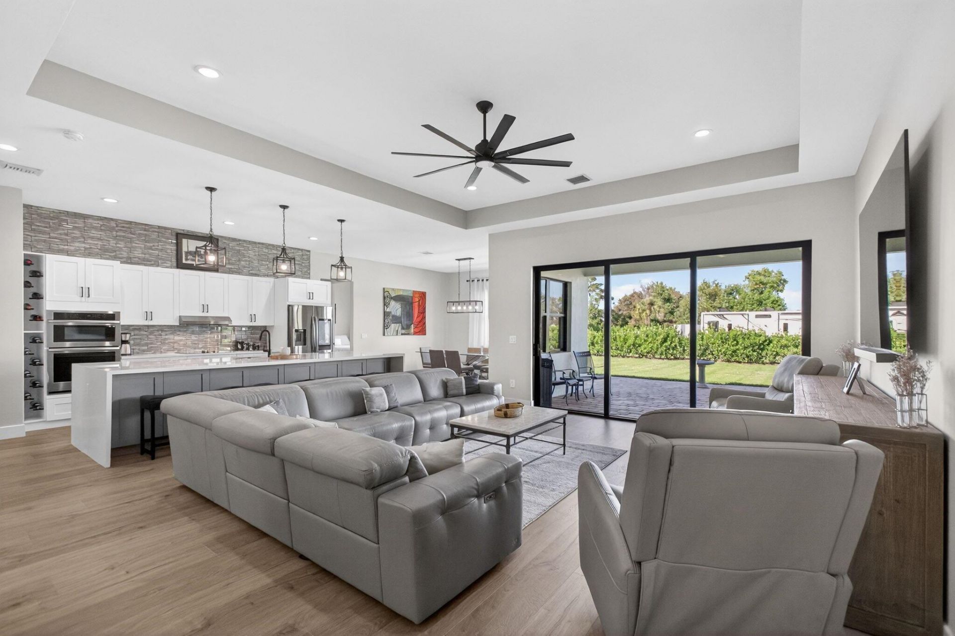 8249 SE Dharlys Street, Hobe Sound, FL 33455 Photo