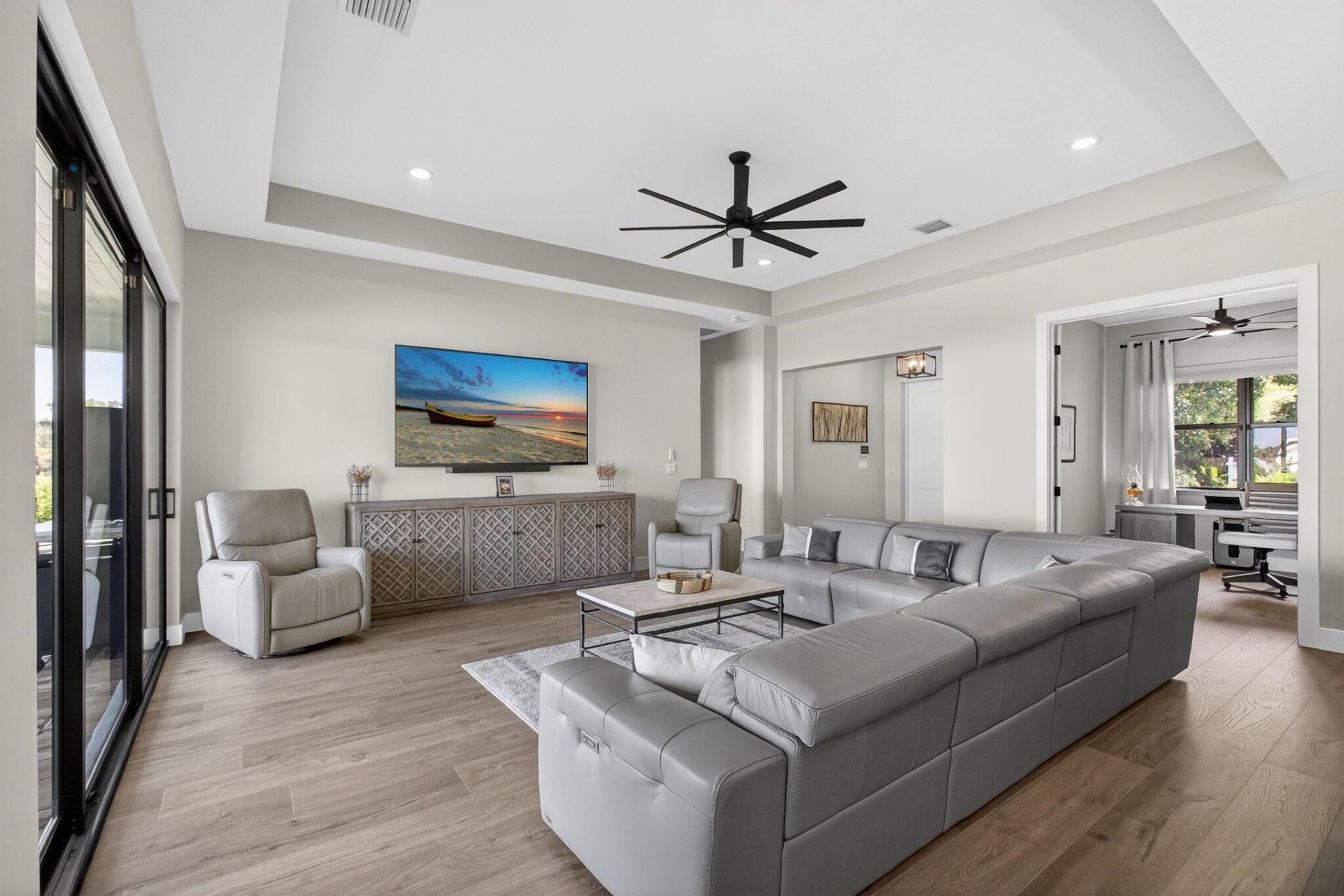 8249 SE Dharlys Street, Hobe Sound, FL 33455 Photo