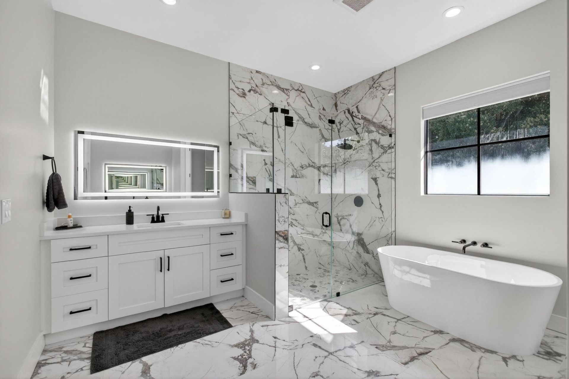 8249 SE Dharlys Street, Hobe Sound, FL 33455 Photo