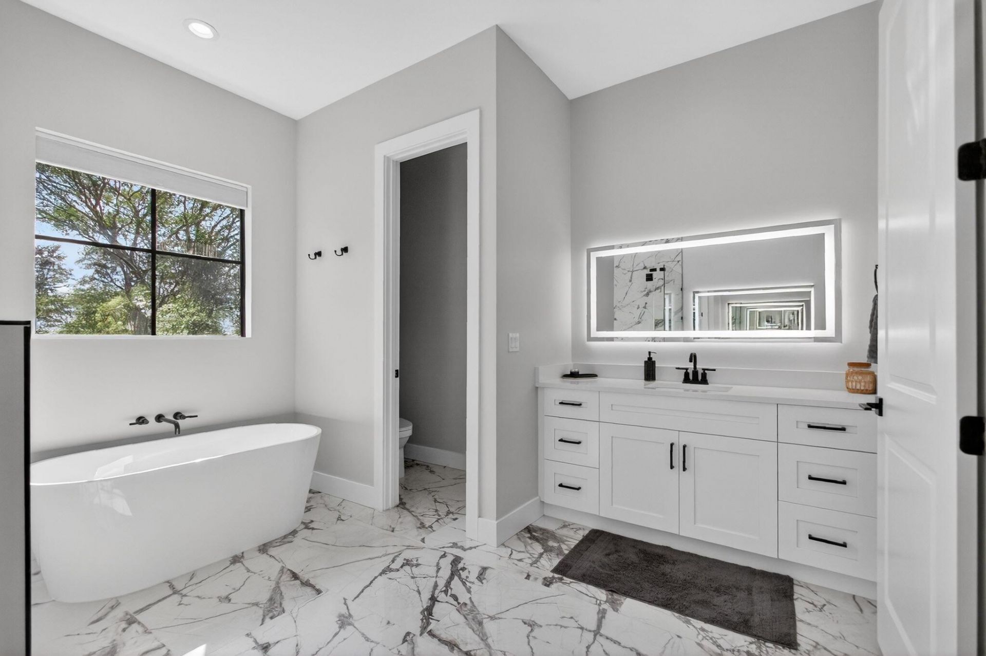 8249 SE Dharlys Street, Hobe Sound, FL 33455 Photo