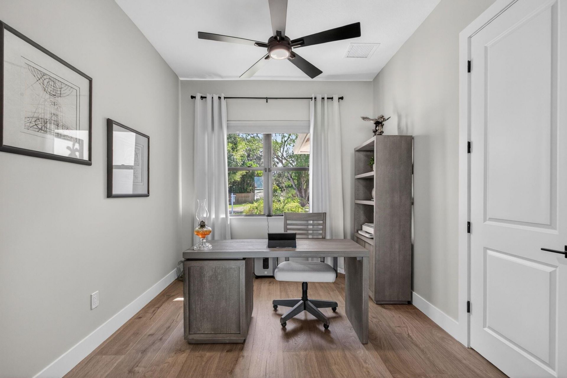 8249 SE Dharlys Street, Hobe Sound, FL 33455 Photo