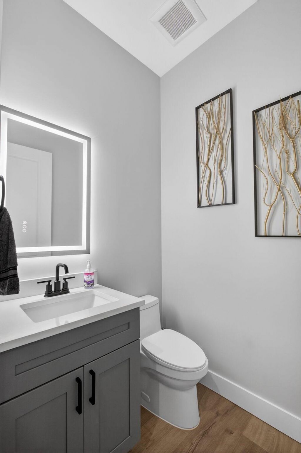 8249 SE Dharlys Street, Hobe Sound, FL 33455 Photo