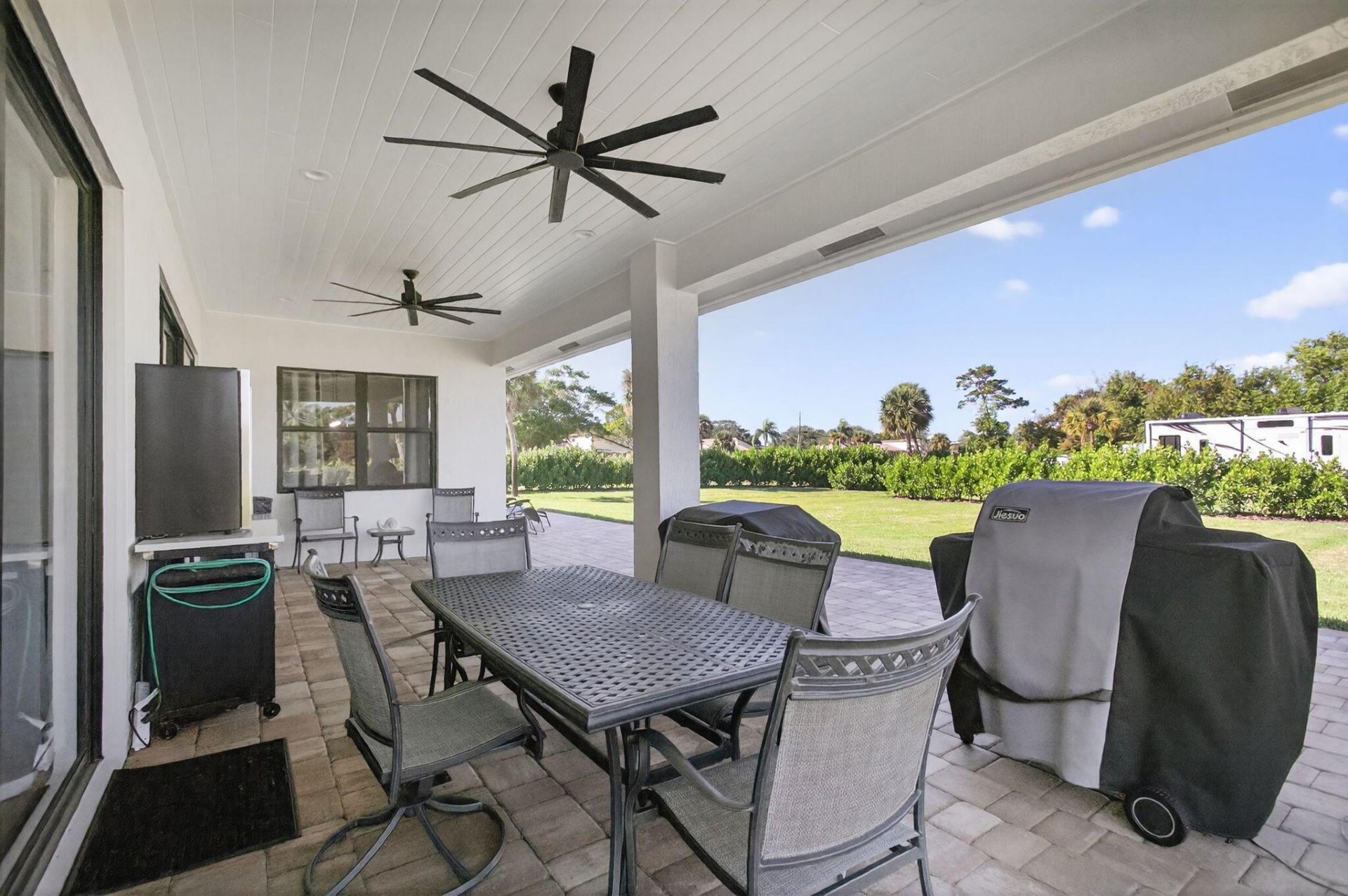 8249 SE Dharlys Street, Hobe Sound, FL 33455 Photo