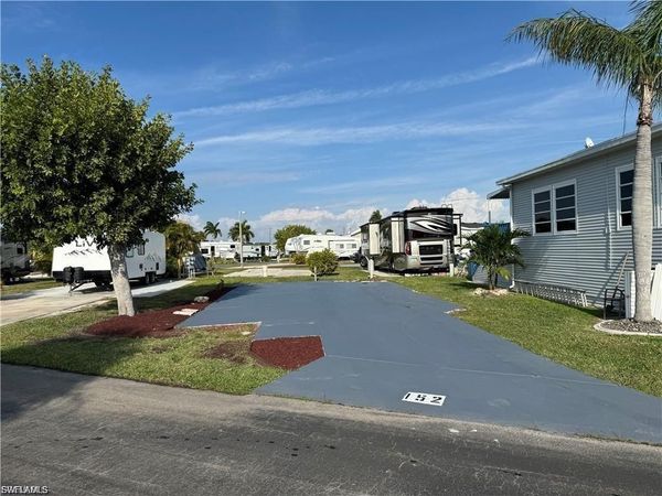 19681 Summerlin #152 RD, FORT MYERS, FL 33908