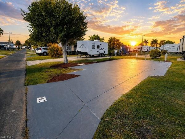 19681 Summerlin #152 RD, FORT MYERS, FL 33908