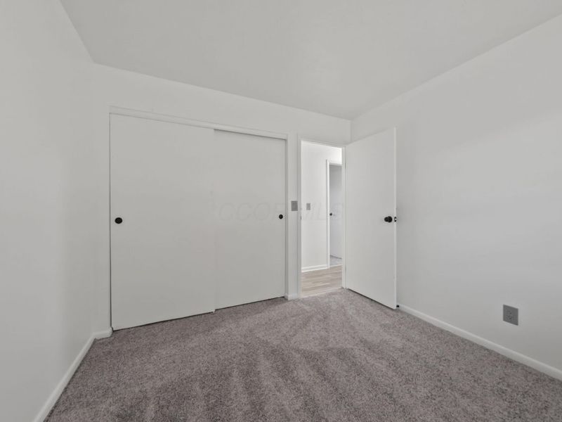 5137 Holbrook Drive, Columbus, OH 43232 Photo 12