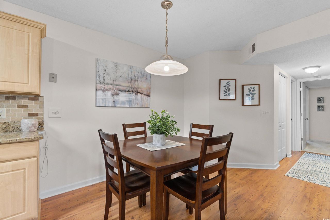 2262 Andover Dr. Photo 11