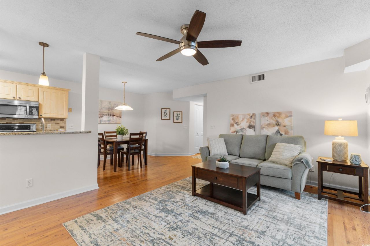 2262 Andover Dr. Photo 13