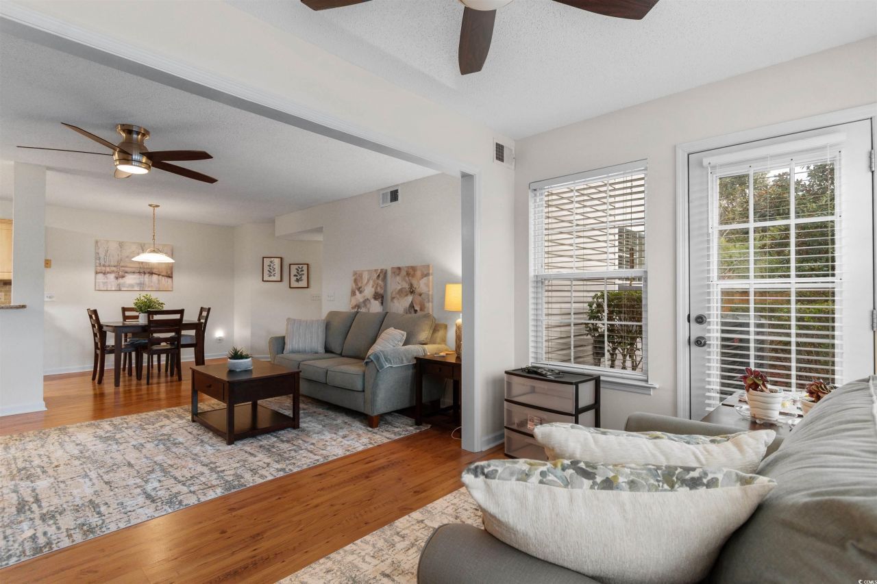 2262 Andover Dr. Photo 14