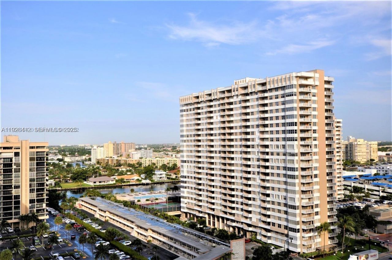 2030 S Ocean Dr, Unit 1504, Hallandale Beach, FL 33009 Photo