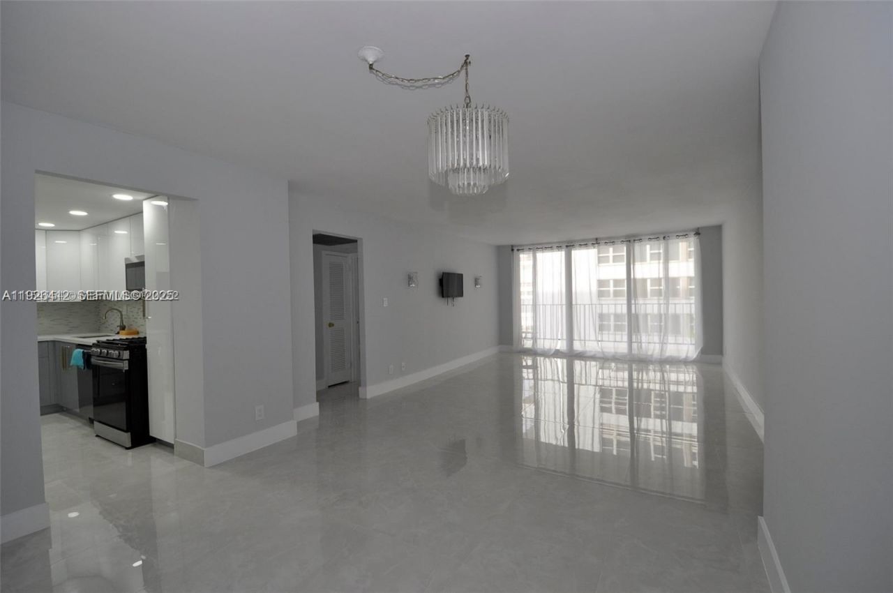 2030 S Ocean Dr, Unit 1504, Hallandale Beach, FL 33009 Photo