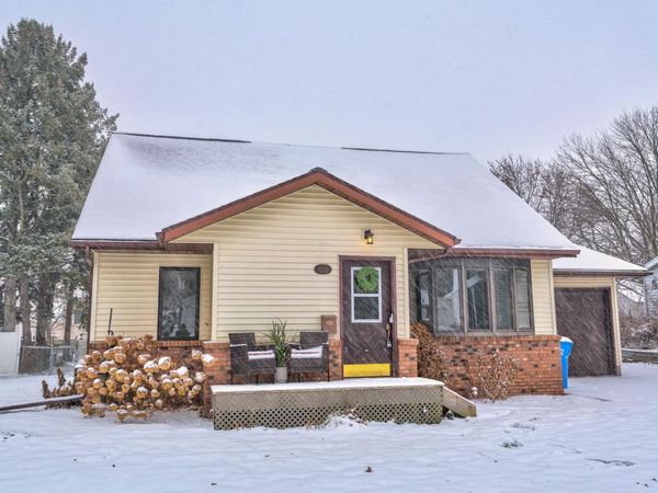 623 Hamilton Street, Columbus, WI 53925