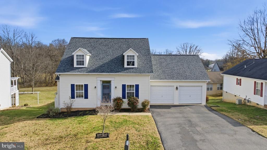 206 Sentry Lane, Martinsburg, WV 25401 Main Photo