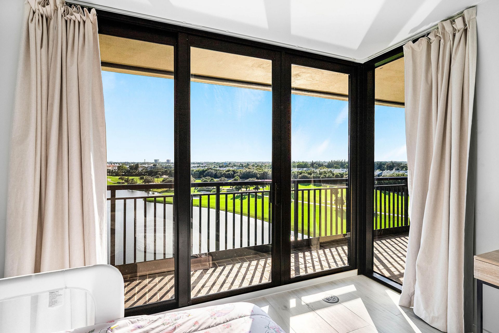 2427 Presidential Way, Unit 802, West Palm Beach, FL 33401 Photo