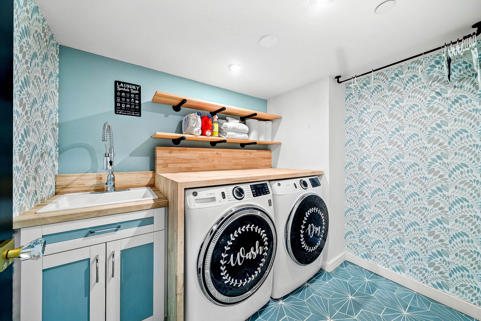 2427 Presidential Way, Unit 802, West Palm Beach, FL 33401 Photo