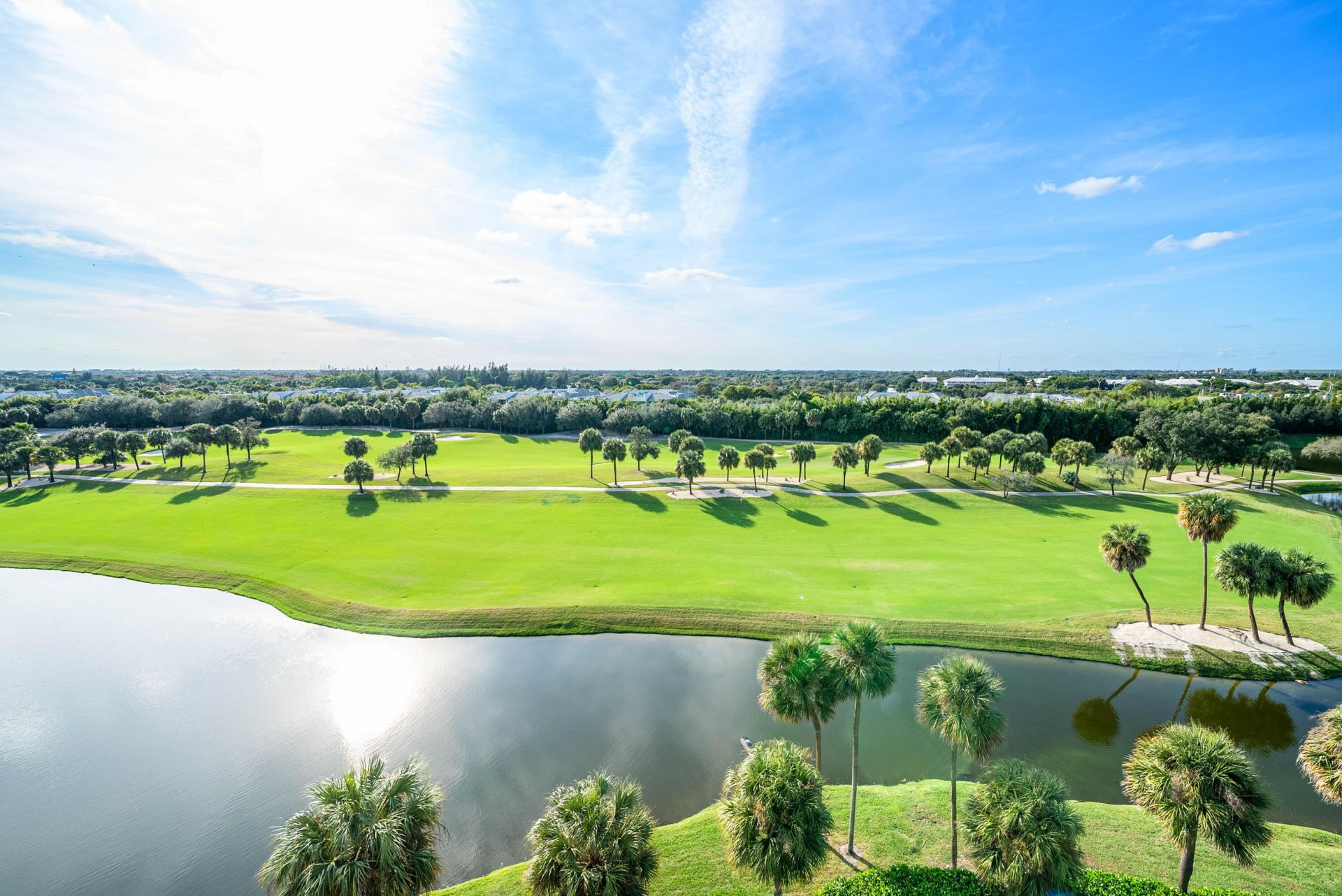 2427 Presidential Way, Unit 802, West Palm Beach, FL 33401 Photo